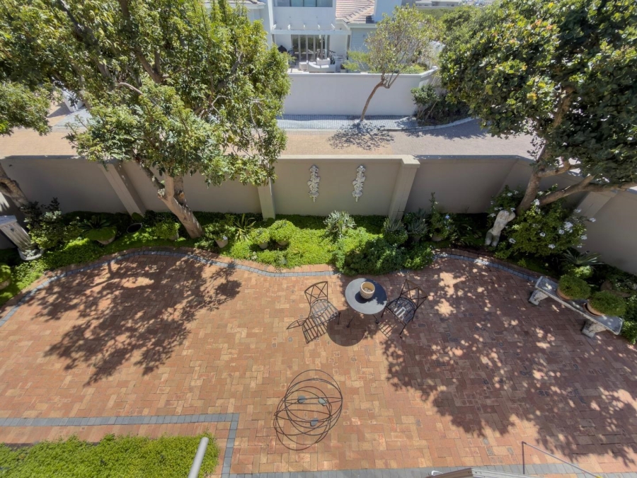 4 Bedroom Property for Sale in Sunset Beach Western Cape